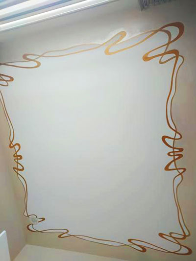 Art nouveau ceiling borders painted with the combination of metallic red gold, metallic renaissance gold and metallic pearl.