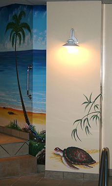 Column accent painting decoration with turtle and bamboo by Richard Ancheta - Montreal.